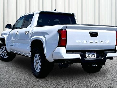 Used 2024 Toyota Tacoma SR5 RWD image 21