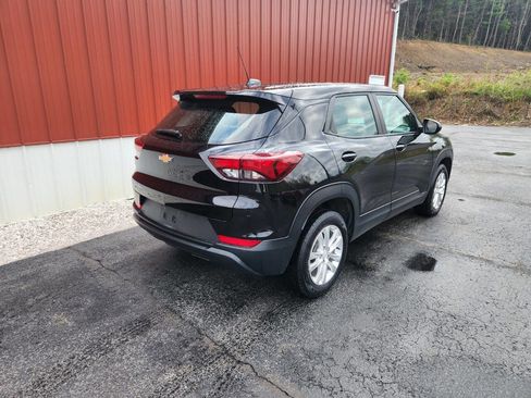 Used 2023 Chevrolet TrailBlazer LS AWD/4WD image 8