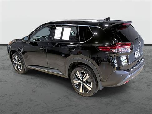 Used 2023 Nissan Rogue SL w/ SL Premium Package AWD/4WD image 2