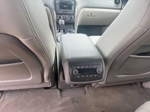 Used 2016 Buick Enclave Premium w/ Experience Buick Package image 13