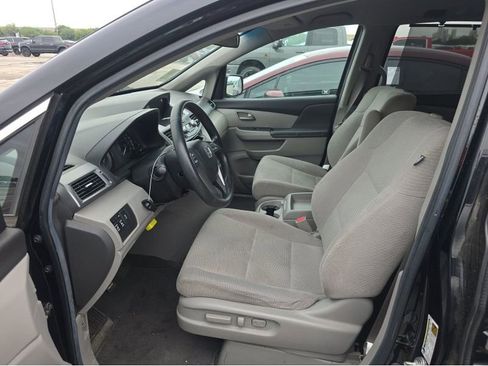 Used 2011 Honda Odyssey EX image 10