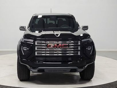 Used 2025 GMC Canyon Denali