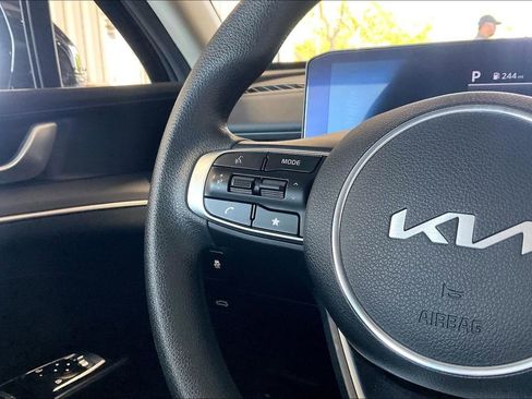 Used 2026 Kia K5 LXS image 8