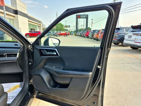Used 2022 Mitsubishi Outlander ES FWD image 26