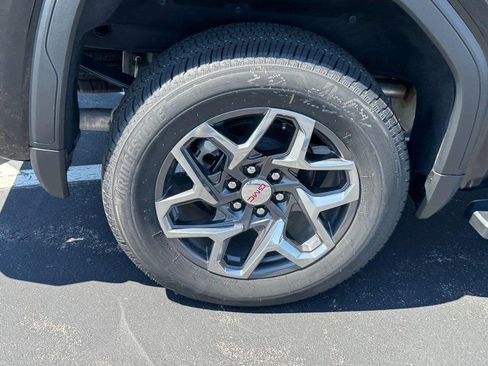 New 2026 GMC Sierra 1500 SLT w/ SLT Premium Plus Package image 4