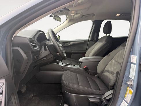 Used 2025 Ford Escape Active AWD/4WD image 10