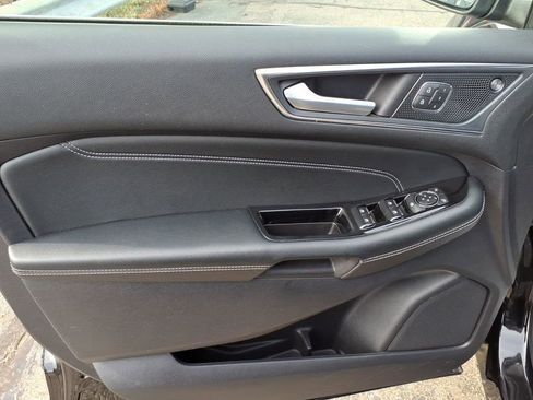 Certified 2020 Ford Edge Titanium image 13