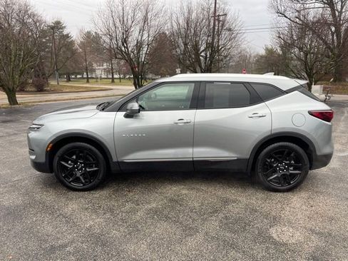 Used 2023 Chevrolet Blazer Premier image 8
