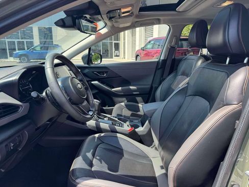 Used 2024 Subaru Crosstrek 2.5i Limited AWD/4WD image 17