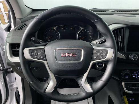 Certified 2024 GMC Terrain SLT w/ Infotainment Package II AWD/4WD image 14
