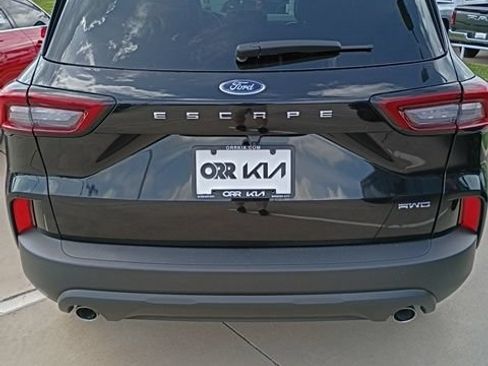 Used 2025 Ford Escape ST-Line Select AWD/4WD image 6