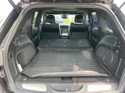 Used 2019 Jeep Grand Cherokee Limited w/ Luxury Group II AWD/4WD image 31