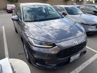 Used 2025 Honda HR-V LX