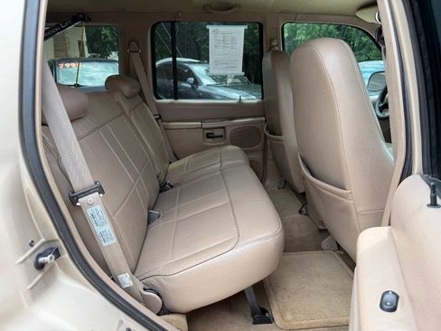 Used 1997 Ford Explorer XLT AWD/4WD image 11
