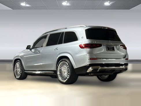 New 2026 Mercedes-Benz Maybach GLS 600 4MATIC image 3