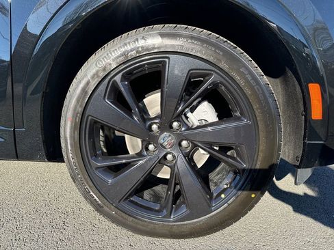 New 2025 Buick Envision Sport Touring image 9