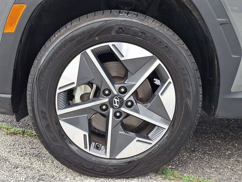 Certified 2025 Hyundai Tucson SEL AWD/4WD image 8