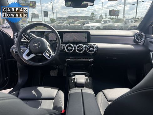 Used 2019 Mercedes-Benz A 220 image 30