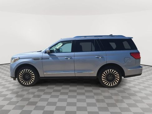 Used 2021 Lincoln Navigator Black Label w/ Cargo Convenience Package AWD/4WD image 4
