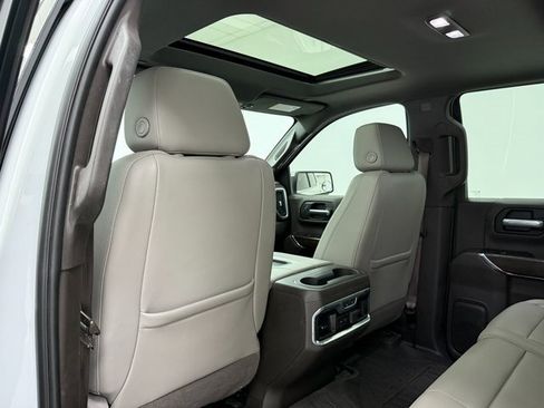 Used 2019 GMC Sierra 1500 SLT image 30