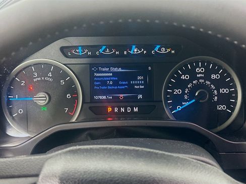 Used 2017 Ford F150 XLT w/ Equipment Group 302A Luxury AWD/4WD image 12