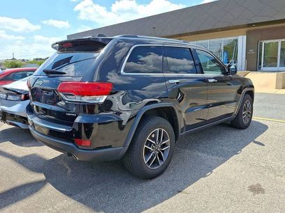 Used 2017 Jeep Grand Cherokee Limited w/ Luxury Group II