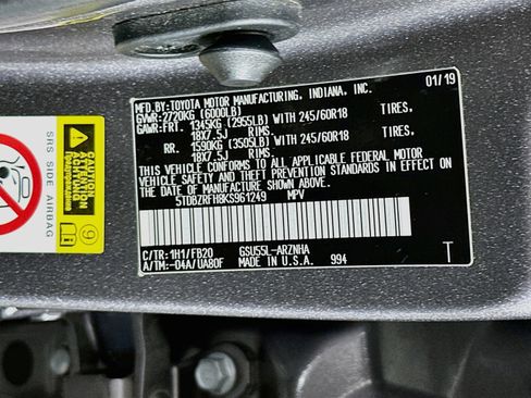 Used 2019 Toyota Highlander LE AWD/4WD image 31