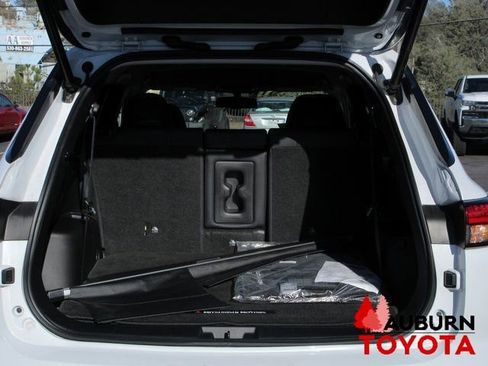 Used 2023 Mitsubishi Outlander SEL image 6