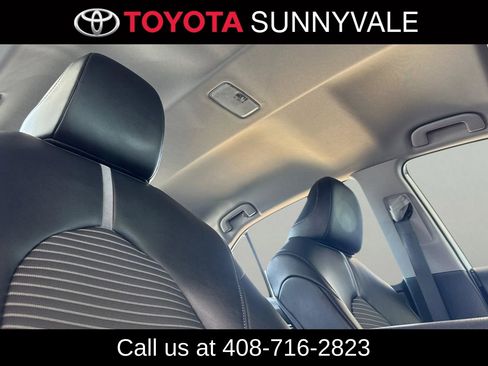 Used 2021 Toyota Camry SE w/ Carpet Mat Package (TMS) FWD image 20