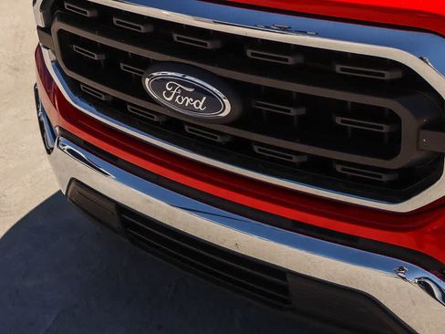 Certified 2023 Ford F150 XLT RWD image 8