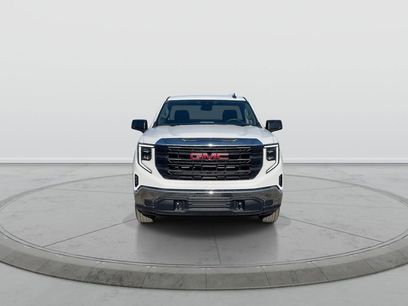 New 2026 GMC Sierra 1500 Pro w/ Pro Value Package