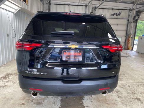 Used 2023 Chevrolet Traverse LT w/ LT Premium Package AWD/4WD image 13