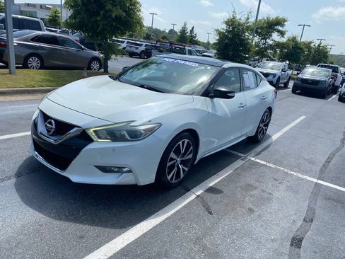 Used 2017 Nissan Maxima 3.5 SL FWD image 3