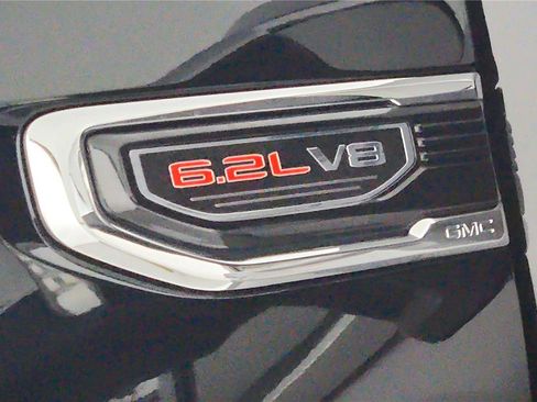 Used 2020 GMC Sierra 1500 Denali w/ Denali Ultimate Package AWD/4WD image 9