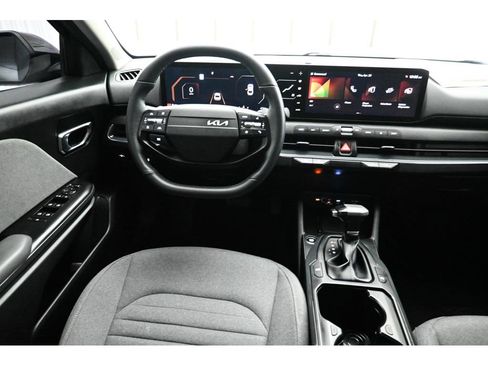 Used 2025 Kia K4 EX FWD image 26