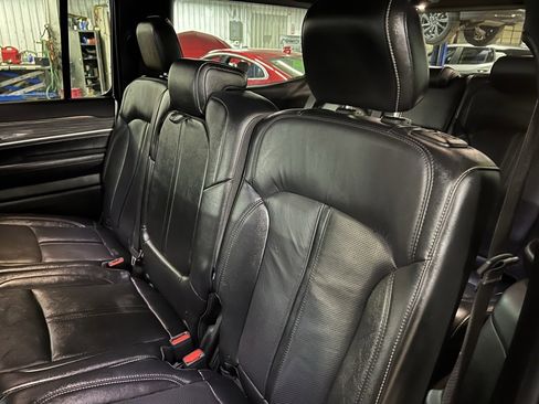 Used 2022 Jeep Wagoneer Series III w/ Rear Seat Video Group 1 image 21