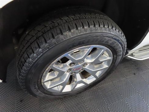 Used 2015 GMC Yukon SLT w/ Open Road Package AWD/4WD image 8