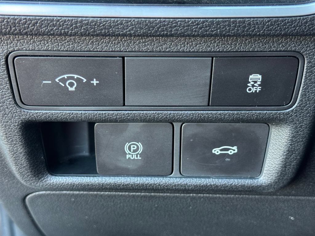 Used 2025 Hyundai Sonata SEL FWD image 20