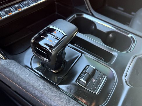 Used 2026 GMC Sierra 1500 AT4 w/ Technology Package AWD/4WD image 12