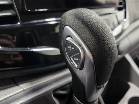 Used 2023 Ford Transit 350 XLT image 9