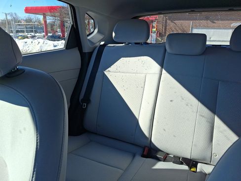 New 2026 Hyundai Kona SE image 12