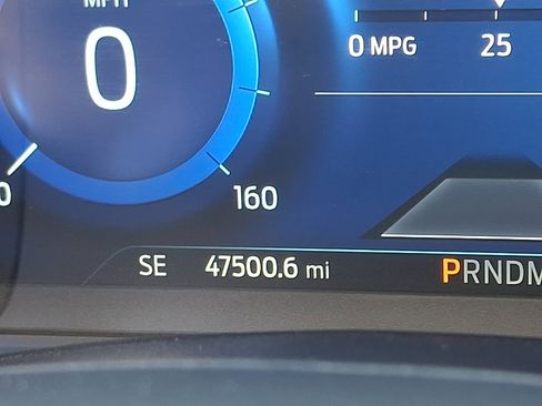 Used 2020 Ford Escape Titanium image 21