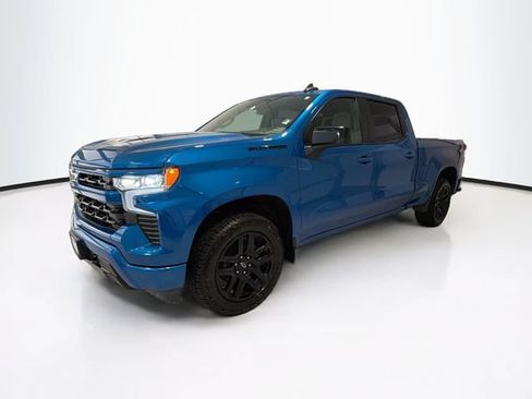 Used 2024 Chevrolet Silverado 1500 RST w/ Convenience Package II AWD/4WD image 3