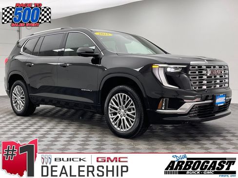 Used 2025 GMC Acadia Denali w/ LPO, All-Weather Package AWD/4WD image 1