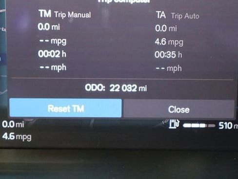 Used 2024 Volvo S60 B5 Plus image 32