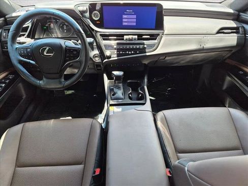 Certified 2024 Lexus ES 300h w/ Premium Package FWD image 17