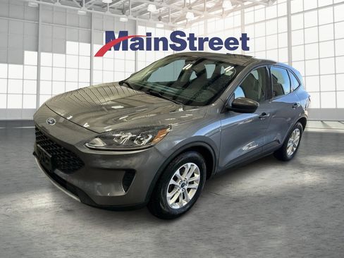 Used 2022 Ford Escape S image 1
