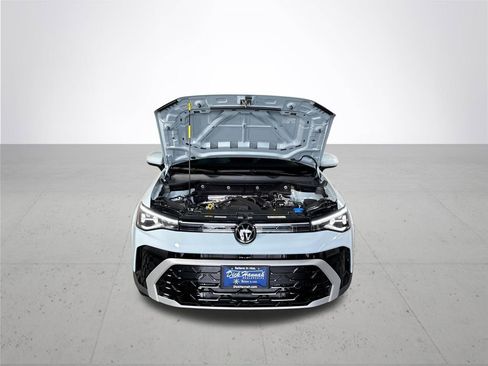 New 2025 Volkswagen Taos SEL image 23