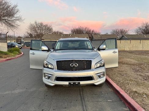 Used 2016 INFINITI QX80 Luxe w/ 22" Wheel Package image 17