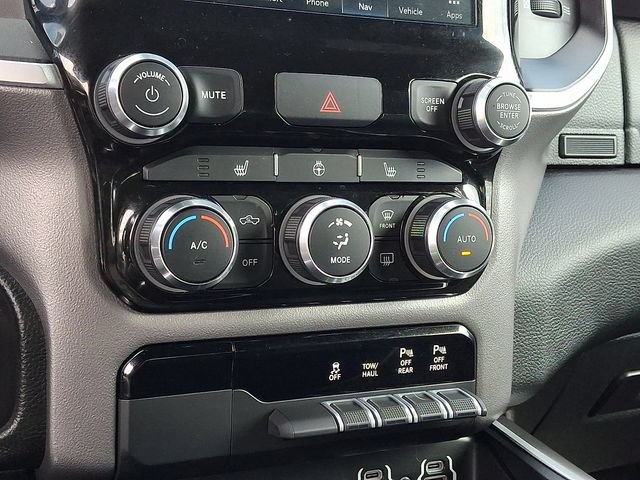 Used 2022 RAM 1500 Big Horn AWD/4WD image 17